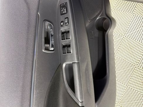 Used 2021 Mitsubishi Outlander Sport ES image 9