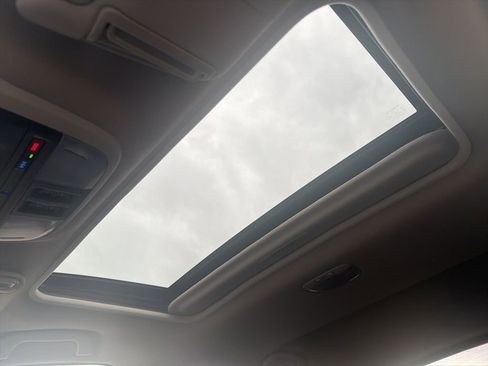 Used 2023 Subaru Crosstrek 2.5i Limited w/ Moonroof Package image 23