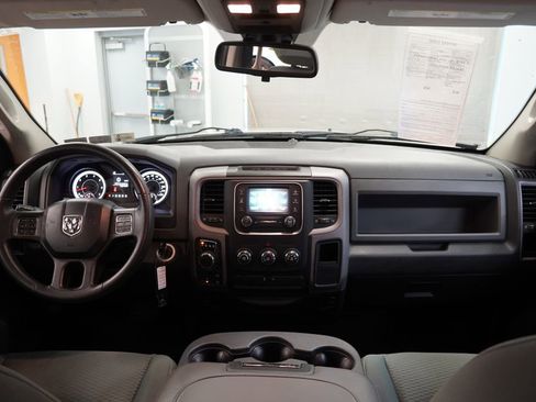 Used 2014 RAM 1500 Express image 18