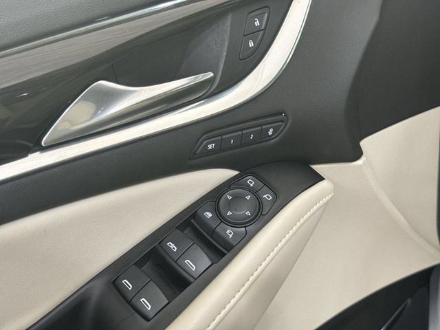 Used 2020 Buick Enclave Premium w/ Surround and Sites Package FWD image 23