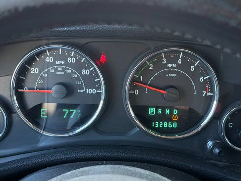 Used 2013 Jeep Wrangler Unlimited Sport AWD/4WD image 24