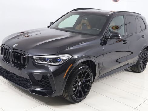 Used 2021 BMW X5 M w/ Executive Package image 33