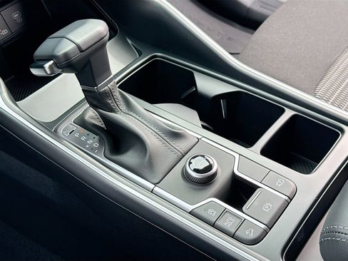 New 2026 Kia Sorento LX FWD image 12