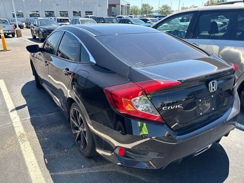 Used 2021 Honda Civic Sport image 4