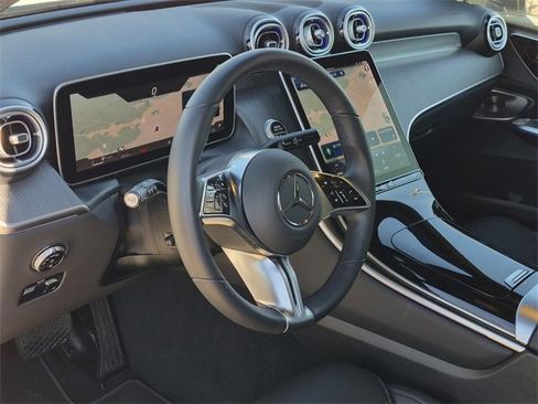 Certified 2025 Mercedes-Benz GLC 300 image 26