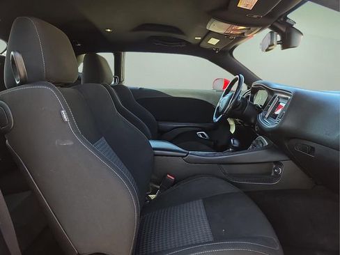 Used 2022 Dodge Challenger GT image 13