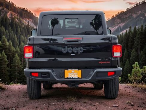 Used 2021 Jeep Gladiator Sport AWD/4WD image 6