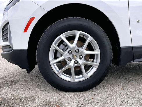 Used 2024 Chevrolet Equinox LT AWD/4WD image 35