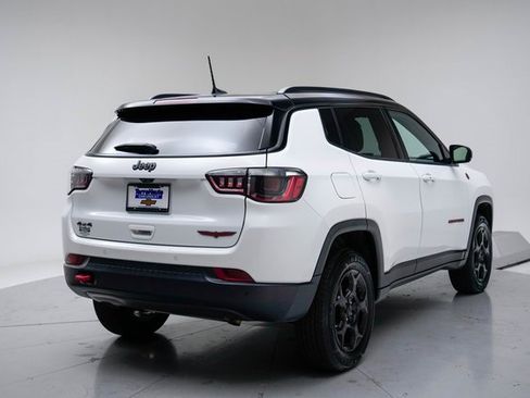 Used 2024 Jeep Compass Trailhawk image 7