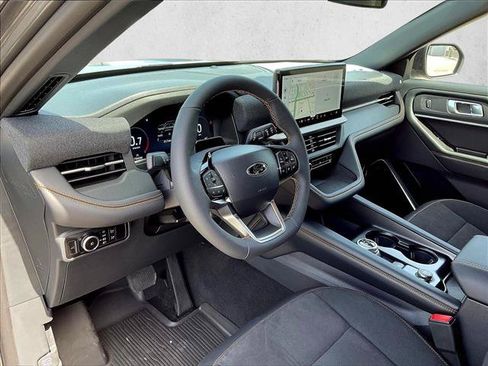 New 2026 Ford Explorer Tremor w/ Tremor Convenience Package AWD/4WD image 8