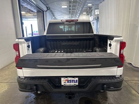 New 2024 Chevrolet Silverado 1500 ZR2 w/ ZR2 Bison Edition image 34