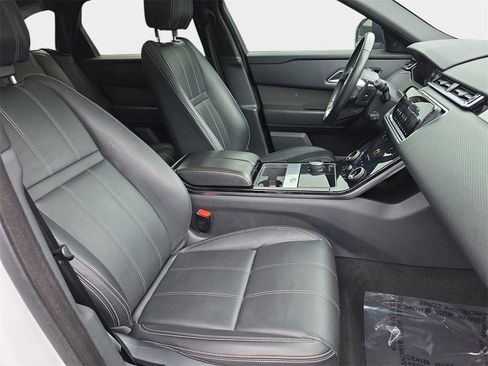 Used 2019 Land Rover Range Rover Velar S image 12
