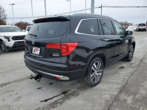 Used 2018 Honda Pilot Elite image 4