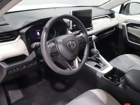 Certified 2024 Toyota RAV4 XLE w/ Convenience Package AWD/4WD image 16