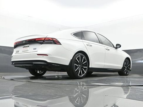 Used 2024 Honda Accord Touring image 28