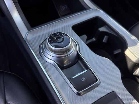 Used 2022 Ford Edge SEL w/ Convenience Package image 22