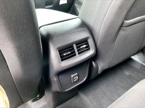 Used 2024 Chevrolet Equinox LT w/ LPO, Floor Liner Package AWD/4WD image 26