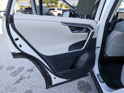 Certified 2025 Toyota RAV4 Limited FWD image 36