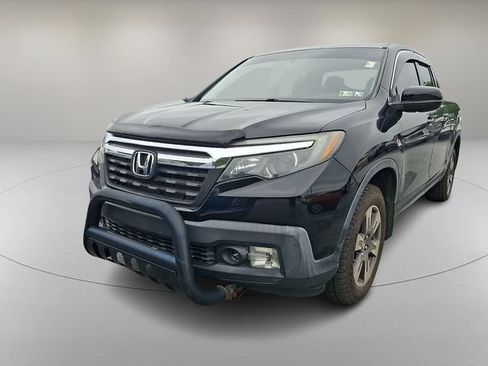 Used 2017 Honda Ridgeline RTL-T image 3