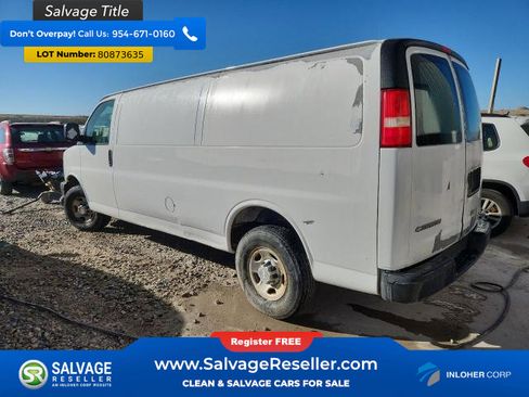 Used 2007 Chevrolet Express 3500 Extended w/ Smokers Package image 3