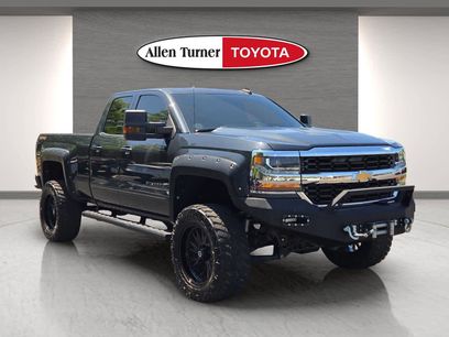 Used 2017 Chevrolet Silverado 1500 LT w/ Max Trailering Package