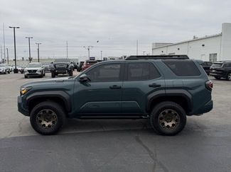 Used 2025 Toyota 4Runner Trailhunter video 2
