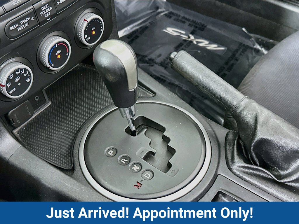 Used 2014 MAZDA MX-5 Miata Club RWD image 17