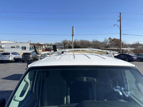 Used 2010 Ford E-150 and Econoline 150 image 5