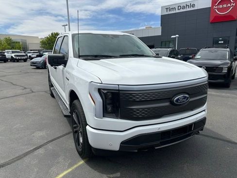 Used 2023 Ford F150 Lightning XLT AWD/4WD image 2