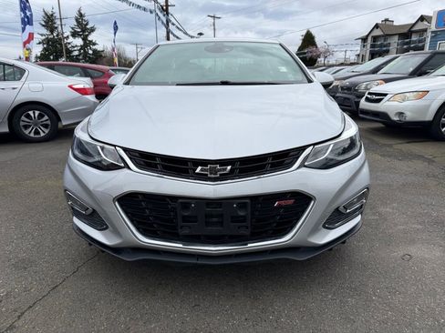 Used 2016 Chevrolet Cruze Premier image 2