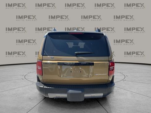 Used 2024 Toyota Land Cruiser image 4