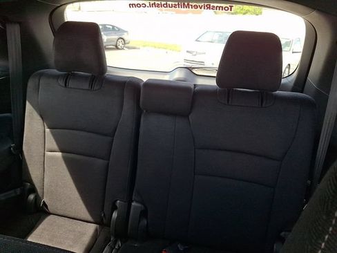Used 2022 Honda Pilot Sport image 11