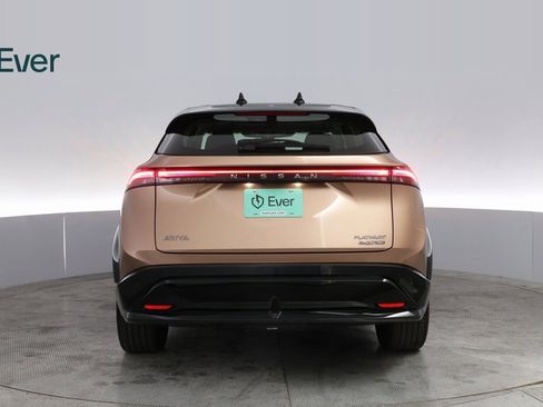 Used 2023 Nissan Ariya PLATINUM+ e-4ORCE image 13