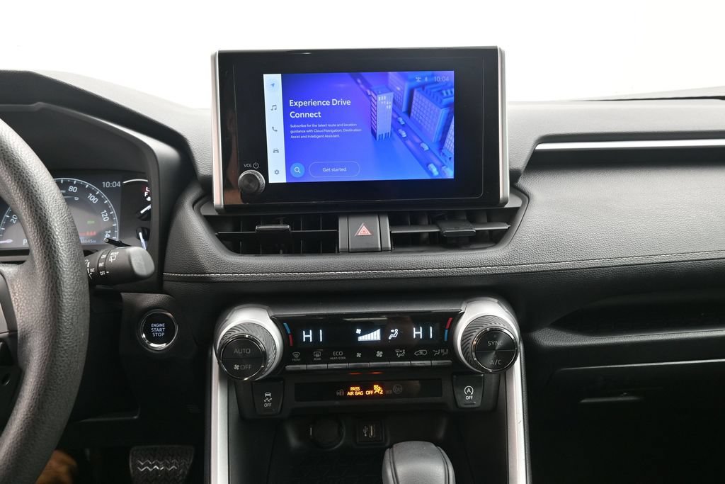 Used 2025 Toyota RAV4 XLE FWD image 12