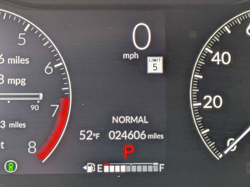 Certified 2024 Honda HR-V Sport image 25