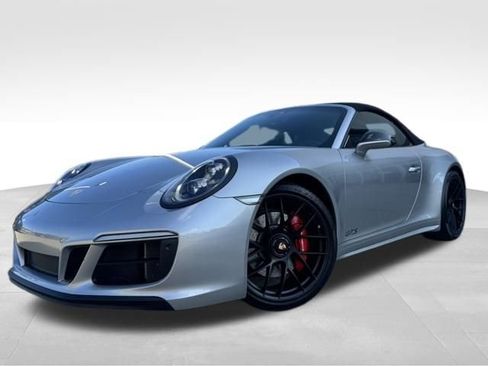 Used 2019 Porsche 911 Carrera GTS RWD image 3