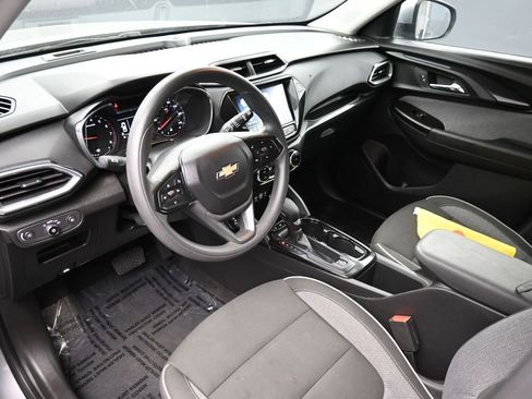 Used 2023 Chevrolet TrailBlazer LT w/ Convenience Package image 20