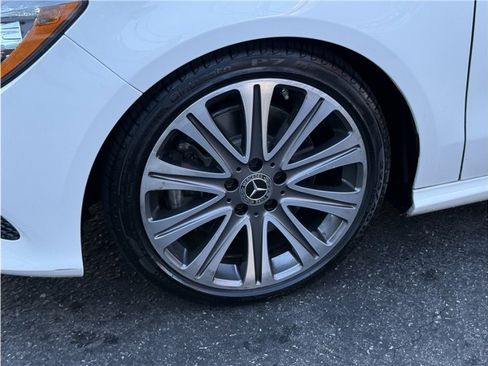Used 2019 Mercedes-Benz CLA 250 image 12