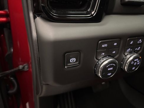 Used 2026 GMC Sierra 1500 AT4 w/ AT4 Premium Package image 38