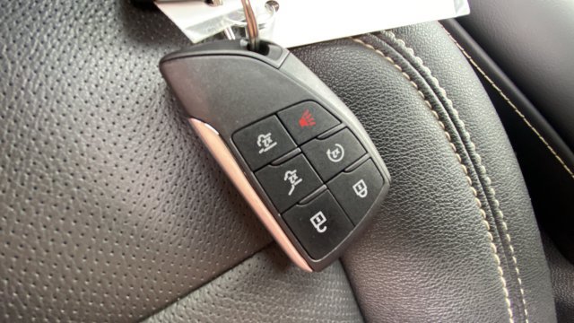 Used 2024 Chevrolet Tahoe Premier AWD/4WD image 21
