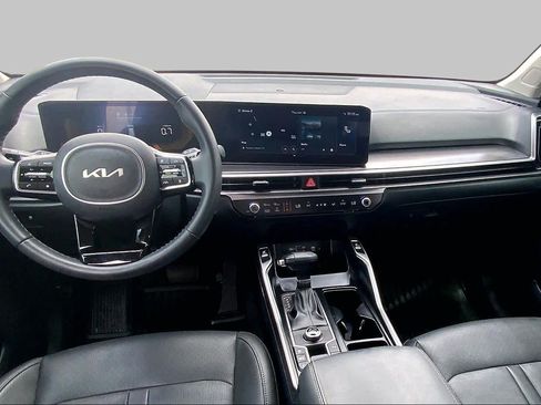 Used 2025 Kia Sorento S w/ Panoramic Sunroof Package FWD image 16