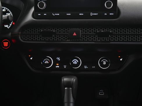 Used 2025 Honda HR-V Sport image 16