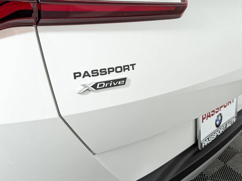 Used 2025 BMW X3 xDrive30i w/ Convenience Package image 10