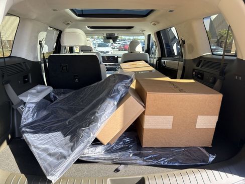 New 2025 Hyundai Santa Fe Calligraphy image 27