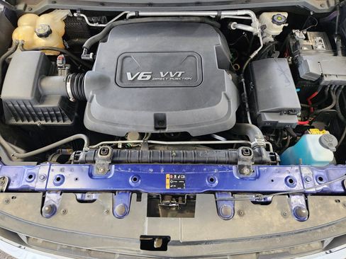 Used 2015 Chevrolet Colorado LT RWD image 12