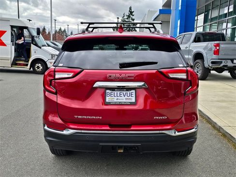 Used 2022 GMC Terrain SLT w/ Infotainment Package II image 35