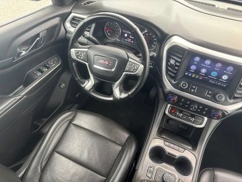 Used 2023 GMC Acadia SLT AWD/4WD image 32