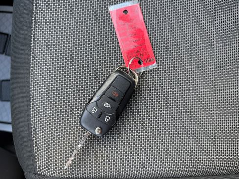 Used 2020 Ford Transit Connect XL FWD image 39