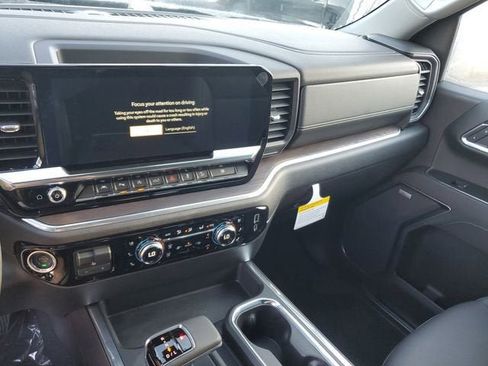 New 2026 GMC Sierra 1500 SLT w/ SLT Premium Plus Package image 29