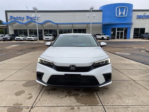 Used 2024 Honda Civic EX image 3